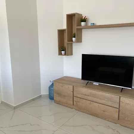 公寓 2 Bedrooms Comfy And Cozy 尼科西亚
