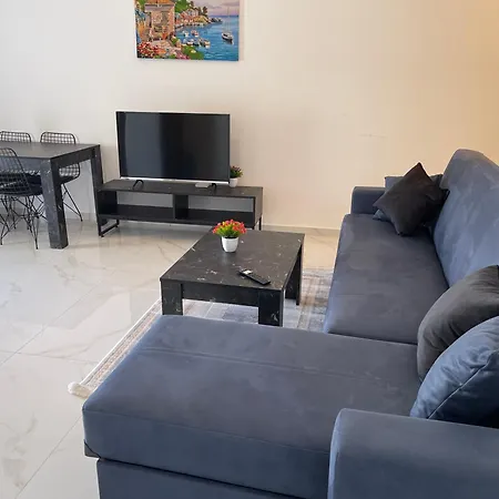 公寓 2 Bedrooms Comfy And Cozy *